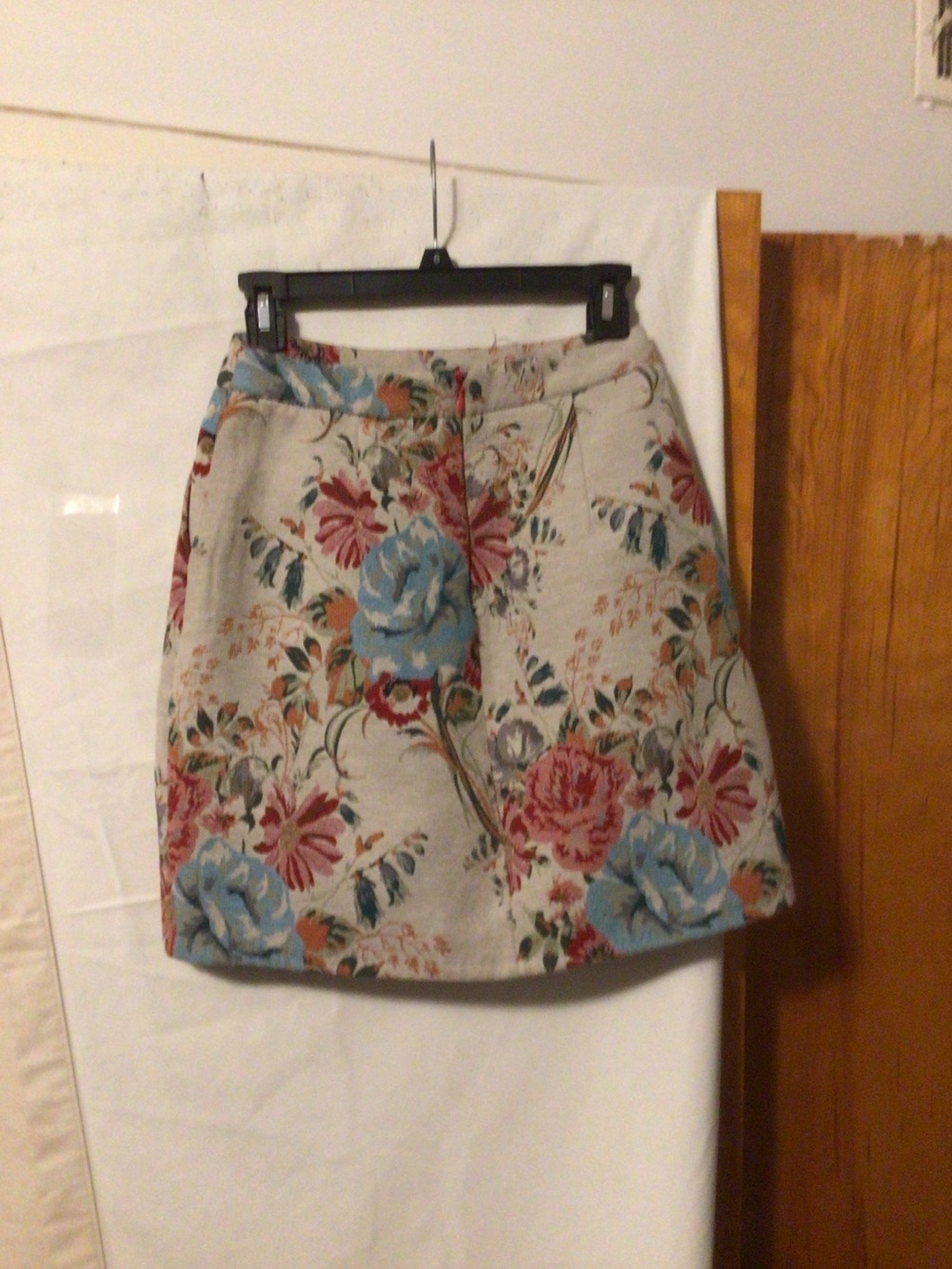 adL sofa cover textured cottage core floral  mini skirt Sz M